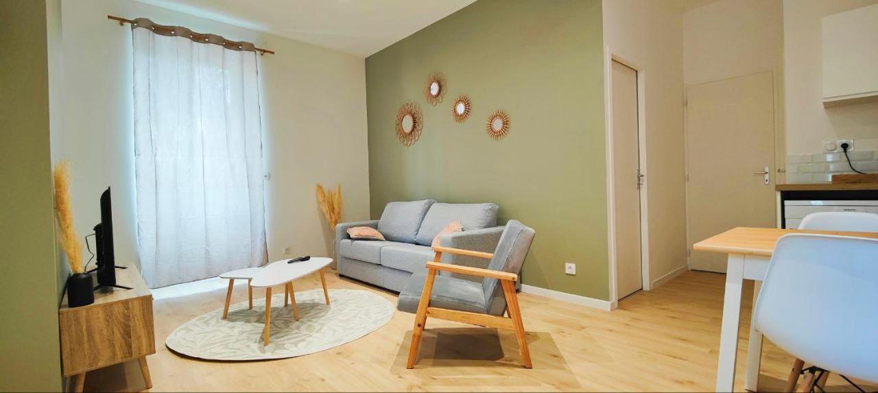 Appartements A Theme Клермон-Ферран Экстерьер фото
